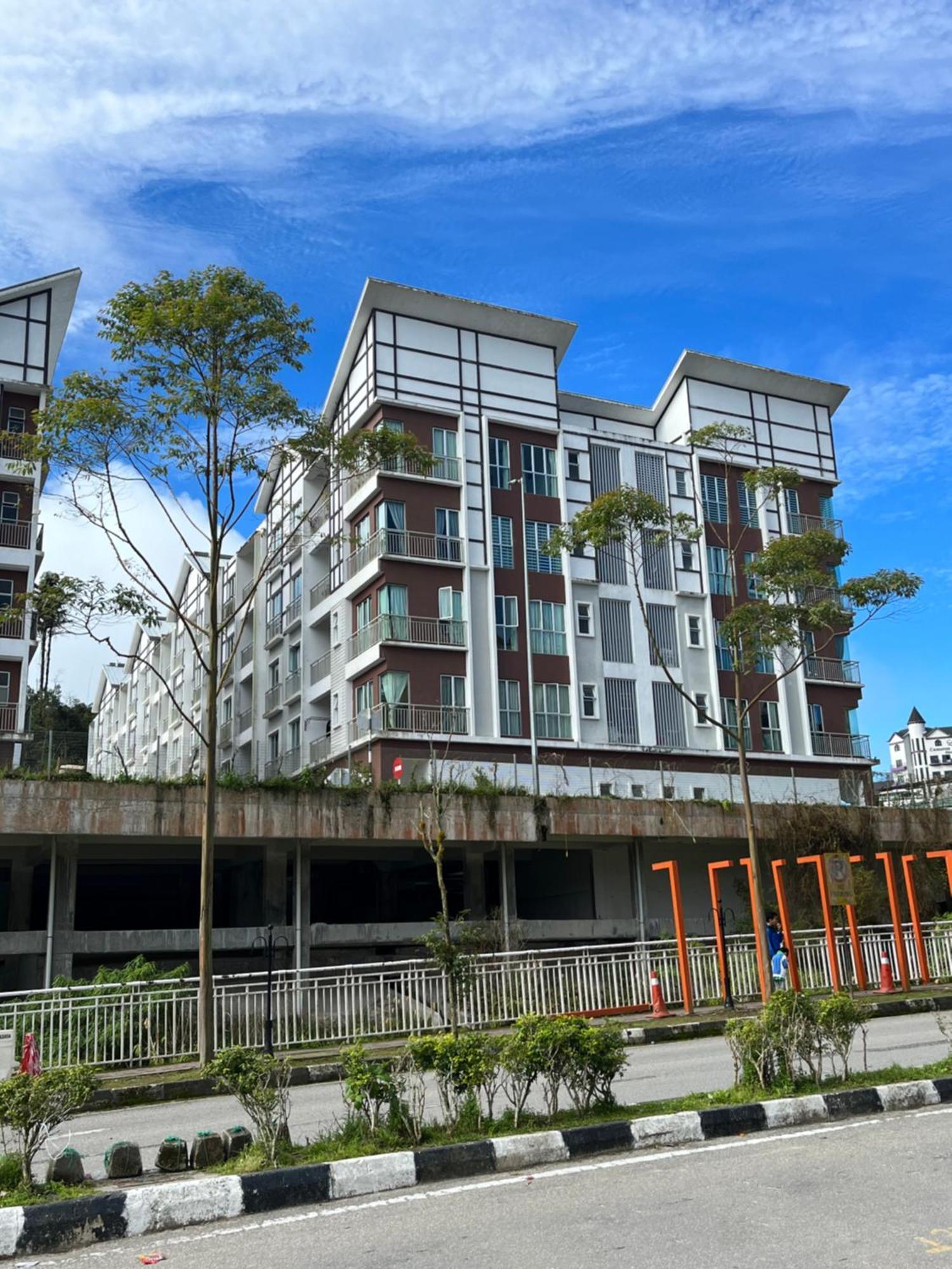 Fazlia Resthouse At Golden Hills Cameron Highlands Near Pasar Malam Apartment